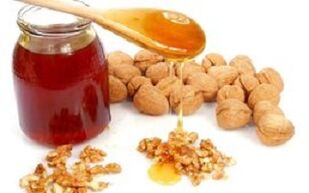 Miele con noci - un rimedio popolare per l'ingrandimento del pene